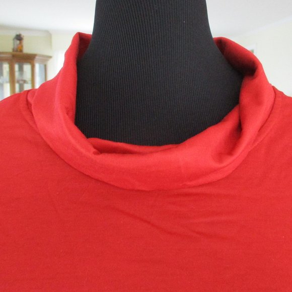 Holiday Santa Tunic Top - Picture 3 of 6